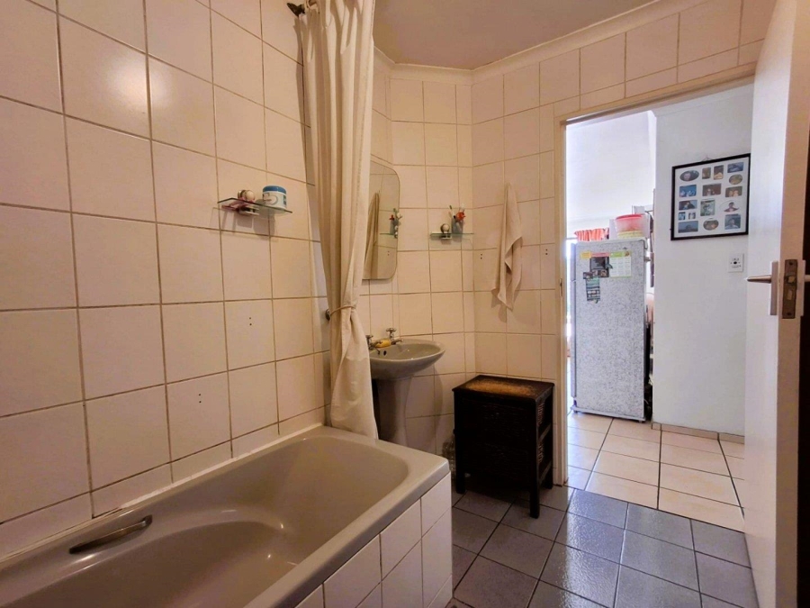 3 Bedroom Property for Sale in Eden Park Western Cape